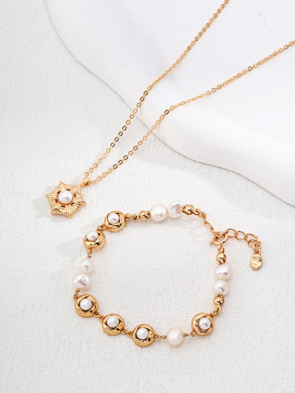 Hexagonal Pendant Pearl Necklace - 图片 2